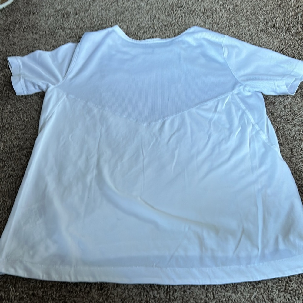 White Nike softball T - Picture 2 of 2